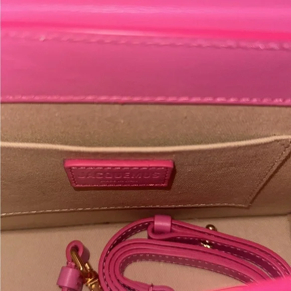Jacquemus Vibrant Pink Bag with Cream Pouch - Picture 4 of 5